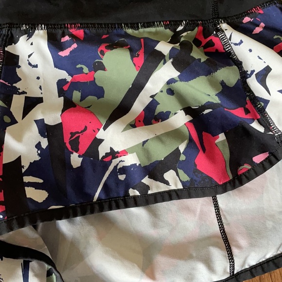 Lululemon speed shorts- like new - Picture 7 of 9